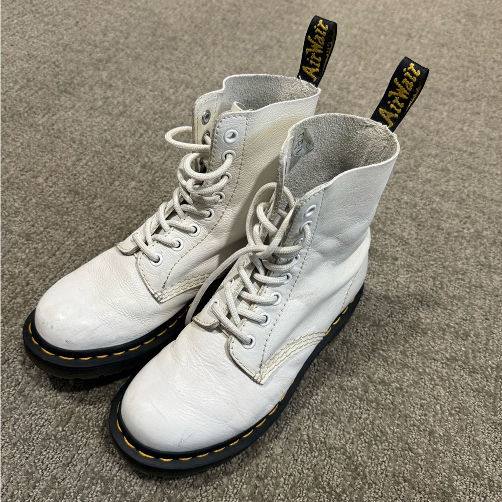 Dr.Martens boots